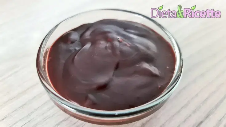 Crema al cioccolato senza uova per torte Ricetta con il cioccolato fondente