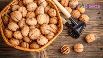 noci benefici proprietà calorie valori nutrizionali